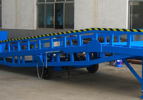 移動(dòng)登車橋